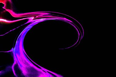 Yüksek kaliteli soyut tablolar tasarımcılara modern bir sanat arkaplanı kazandırıyor.