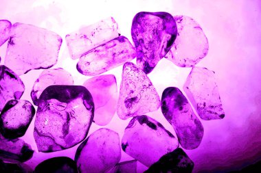 Tasarım için doğal kuvars değerli taş desen dokusu arka planı.