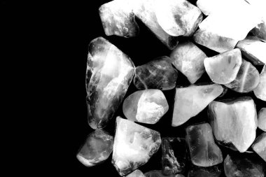 Tasarım için doğal kuvars değerli taş desen dokusu arka planı.