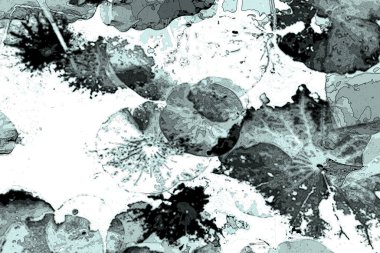 Nilüfer yaprakları ve nilüfer yapraklarıyla sunulan zarif desenli tasarım.