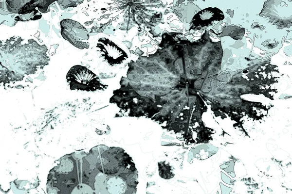 Nilüfer yaprakları ve nilüfer yapraklarıyla sunulan zarif desenli tasarım.