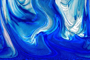 Alkol mürekkebi teknikli doğal akışkan resim. Yumuşak rüya renkleri şeffaf dalgalı çizgiler oluşturur.