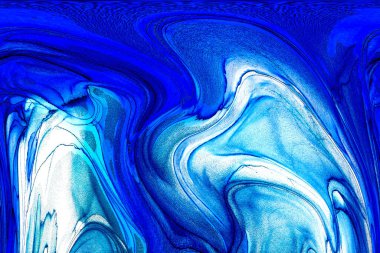 Alkol mürekkebi teknikli doğal akışkan resim. Yumuşak rüya renkleri şeffaf dalgalı çizgiler oluşturur.