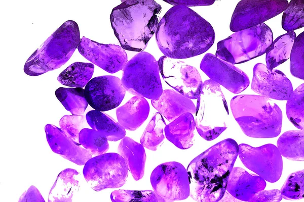 Pembe. Yeşil. Mavi. Mor. Kahverengi. Doğal Kuvars. Buz küpü biçimi arkaplanı