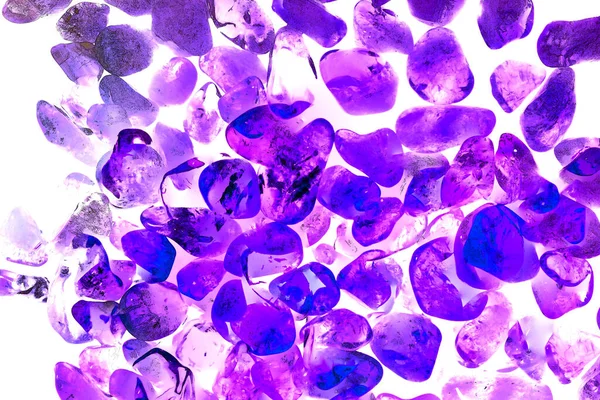 Pembe. Yeşil. Mavi. Mor. Kahverengi. Doğal Kuvars. Buz küpü biçimi arkaplanı