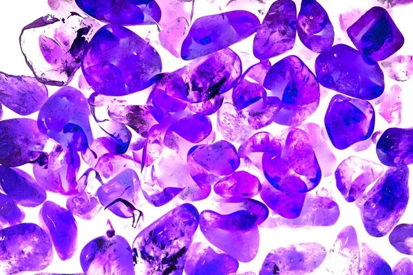 Pembe. Yeşil. Mavi. Mor. Kahverengi. Doğal Kuvars. Buz küpü biçimi arkaplanı