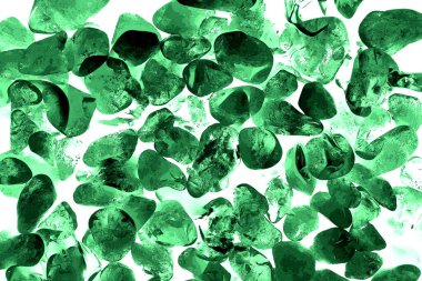 Pembe. Yeşil. Mavi. Mor. Kahverengi. Doğal Kuvars. Buz küpü biçimi arkaplanı