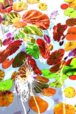 Nilüfer yaprakları ve nilüfer yapraklarıyla sunulan zarif desenli tasarım.