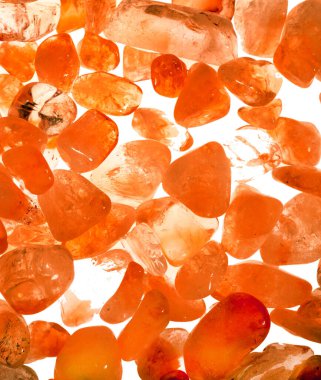 Kristal enine kesit arkaplanı. Doğal saydam agat kristal yüzey dilimi. Madenin makro yakın çekimi, soyut yapı