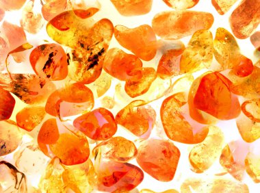 Kristal enine kesit arkaplanı. Doğal saydam agat kristal yüzey dilimi. Madenin makro yakın çekimi, soyut yapı