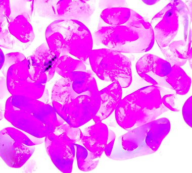 Kristal enine kesit arkaplanı. Doğal saydam agat kristal yüzey dilimi. Madenin makro yakın çekimi, soyut yapı