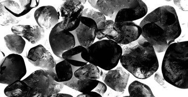 Kristal enine kesit arkaplanı. Doğal saydam agat kristal yüzey dilimi. Madenin makro yakın çekimi, soyut yapı