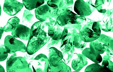 Kristal enine kesit arkaplanı. Doğal saydam agat kristal yüzey dilimi. Madenin makro yakın çekimi, soyut yapı