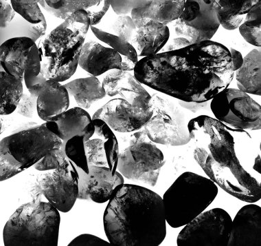 Kristal enine kesit arkaplanı. Doğal saydam agat kristal yüzey dilimi. Madenin makro yakın çekimi, soyut yapı