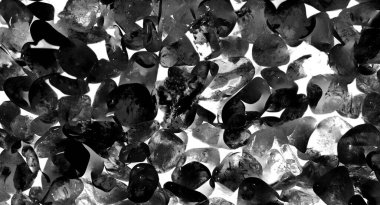 Kristal enine kesit arkaplanı. Doğal saydam agat kristal yüzey dilimi. Madenin makro yakın çekimi, soyut yapı