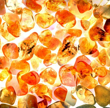 Kristal enine kesit arkaplanı. Doğal saydam agat kristal yüzey dilimi. Madenin makro yakın çekimi, soyut yapı