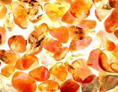 Kristal enine kesit arkaplanı. Doğal saydam agat kristal yüzey dilimi. Madenin makro yakın çekimi, soyut yapı