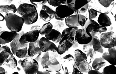 Kristal enine kesit arkaplanı. Doğal saydam agat kristal yüzey dilimi. Madenin makro yakın çekimi, soyut yapı