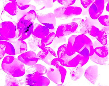 Kristal enine kesit arkaplanı. Doğal saydam agat kristal yüzey dilimi. Madenin makro yakın çekimi, soyut yapı