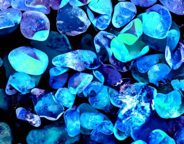 Kristal enine kesit arkaplanı. Doğal saydam agat kristal yüzey dilimi. Madenin makro yakın çekimi, soyut yapı