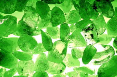 Kristal enine kesit arkaplanı. Doğal saydam agat kristal yüzey dilimi. Madenin makro yakın çekimi, soyut yapı