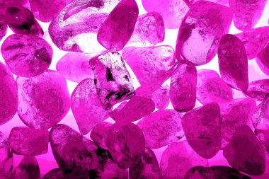 Kristal enine kesit arkaplanı. Doğal saydam agat kristal yüzey dilimi. Madenin makro yakın çekimi, soyut yapı