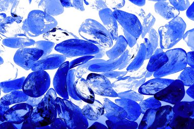 Kristal enine kesit arkaplanı. Doğal saydam agat kristal yüzey dilimi. Madenin makro yakın çekimi, soyut yapı