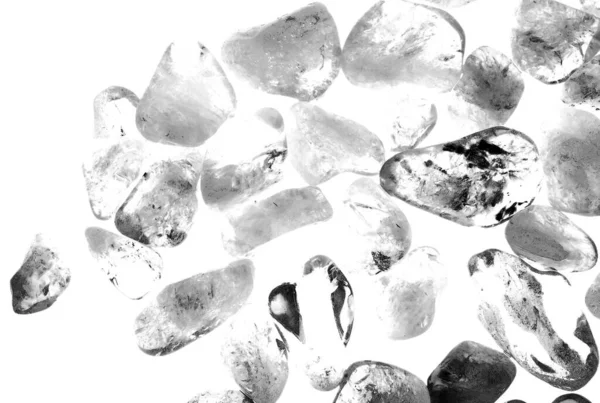 Kristal enine kesit arkaplanı. Doğal saydam agat kristal yüzey dilimi. Madenin makro yakın çekimi, soyut yapı