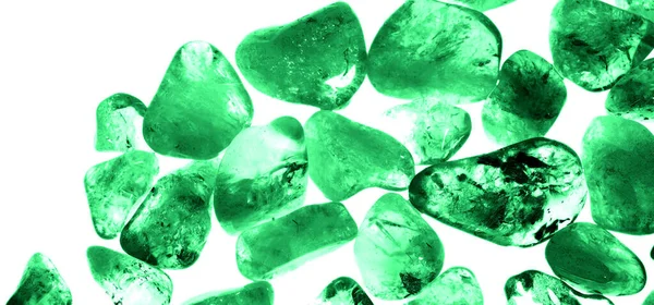 Kristal enine kesit arkaplanı. Doğal saydam agat kristal yüzey dilimi. Madenin makro yakın çekimi, soyut yapı