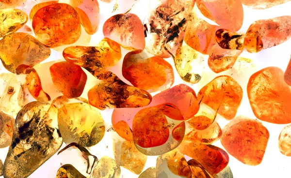 Kristal enine kesit arkaplanı. Doğal saydam agat kristal yüzey dilimi. Madenin makro yakın çekimi, soyut yapı