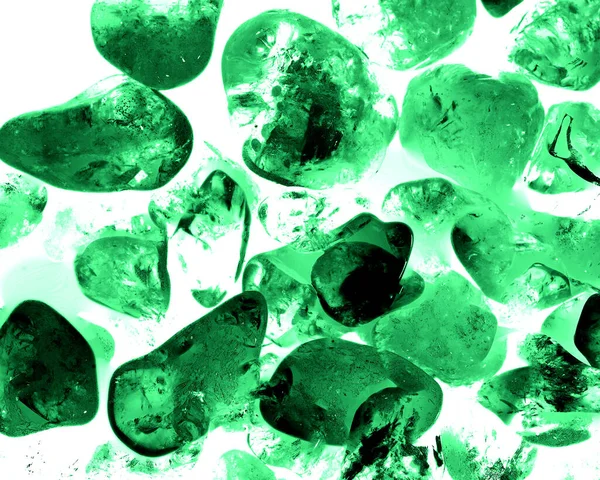 Kristal enine kesit arkaplanı. Doğal saydam agat kristal yüzey dilimi. Madenin makro yakın çekimi, soyut yapı