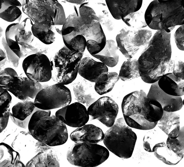 Kristal enine kesit arkaplanı. Doğal saydam agat kristal yüzey dilimi. Madenin makro yakın çekimi, soyut yapı