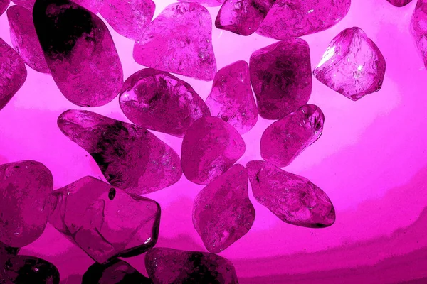 Kristal enine kesit arkaplanı. Doğal saydam agat kristal yüzey dilimi. Madenin makro yakın çekimi, soyut yapı