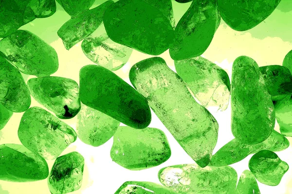 Kristal enine kesit arkaplanı. Doğal saydam agat kristal yüzey dilimi. Madenin makro yakın çekimi, soyut yapı