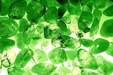 Kristal enine kesit arkaplanı. Doğal saydam agat kristal yüzey dilimi. Madenin makro yakın çekimi, soyut yapı