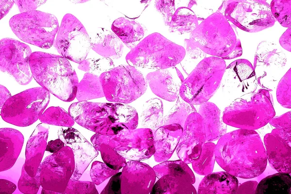 Kristal enine kesit arkaplanı. Doğal saydam agat kristal yüzey dilimi. Madenin makro yakın çekimi, soyut yapı