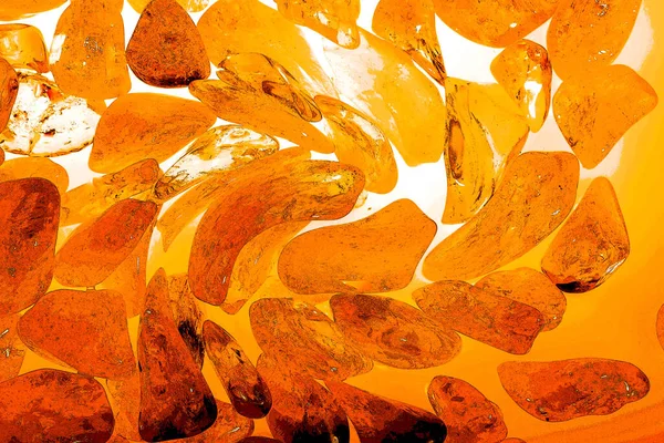 Kristal enine kesit arkaplanı. Doğal saydam agat kristal yüzey dilimi. Madenin makro yakın çekimi, soyut yapı