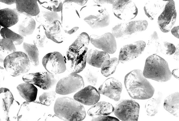 Kristal enine kesit arkaplanı. Doğal saydam agat kristal yüzey dilimi. Madenin makro yakın çekimi, soyut yapı