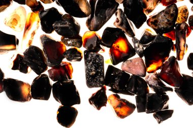 Pembe. Yeşil. Mavi. Mor. Kahverengi. Doğal Kuvars. Buz küpü biçimi arkaplanı