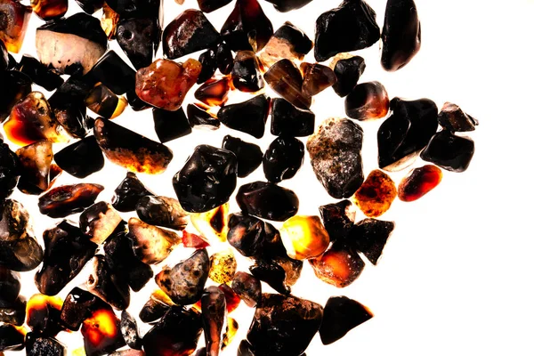 Pembe. Yeşil. Mavi. Mor. Kahverengi. Doğal Kuvars. Buz küpü biçimi arkaplanı