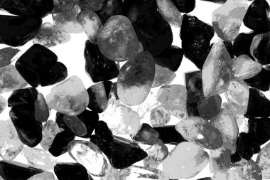 Pembe. Yeşil. Mavi. Mor. Kahverengi. Doğal Kuvars. Buz küpü biçimi arkaplanı