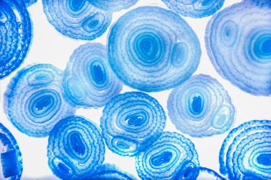 Renkli basit arka plan, dalgalı etkisi. Etkisi noktalarla. Ritmik ses parçacıklar. Tahıl doku. Renkli darbeleri ile duvar kağıdı. Duvar iç tasarım, lockscreen, paket için desen