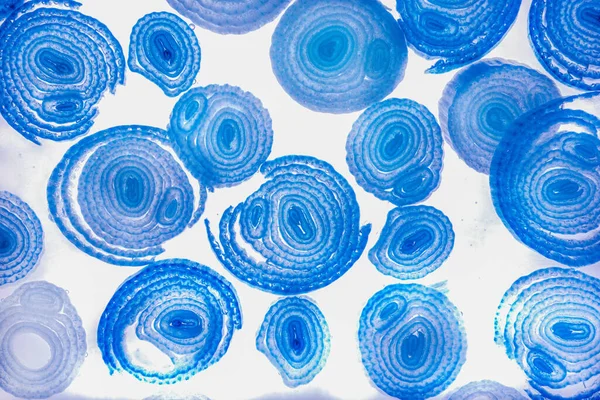 Renkli basit arka plan, dalgalı etkisi. Etkisi noktalarla. Ritmik ses parçacıklar. Tahıl doku. Renkli darbeleri ile duvar kağıdı. Duvar iç tasarım, lockscreen, paket için desen