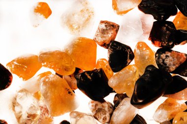 Tasarım için doğal kuvars değerli taş desen dokusu arka planı.