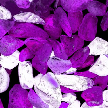 Pembe. Yeşil. Mavi. Mor. Kahverengi. Doğal Kuvars. Buz küpü biçimi arkaplanı