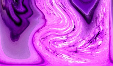 Kristal enine kesit arkaplanı. Doğal saydam agat kristal yüzey dilimi. Madenin makro yakın çekimi, soyut yapı