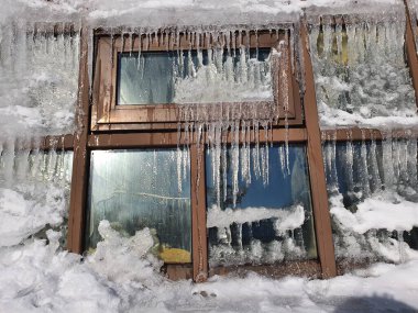 15.02.2021-17.02.2021. Moskova 'da şiddetli kar yağışı var. Tsaritsyno 'ya park et.