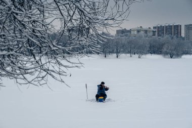 14.12.2021. Rusya, Moskova. Moskova 'da yoğun kar yağışı