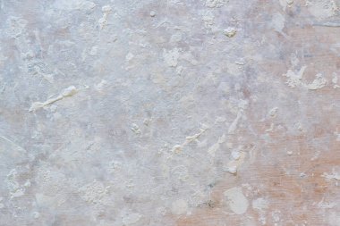 Tablonun çalışma platformu kontrplaktan yapılmıştır. Yüzeyin ahşap bir dokusu vardır ve çeşitli şekillerde boya ve macunla lekelenmiştir. Geçmişi. İnşaat. 