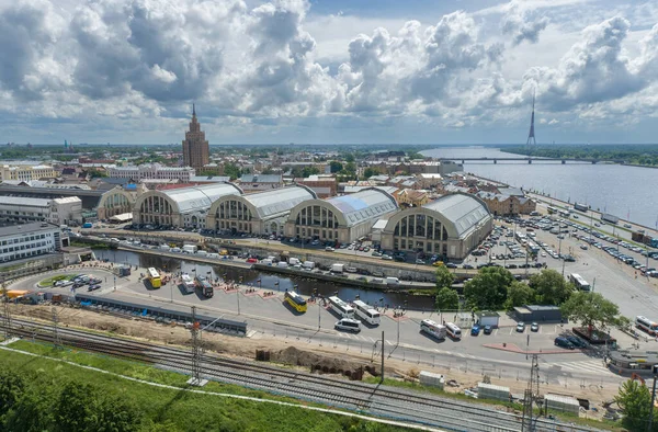 Letonya 'daki Riga Otobüs İstasyonu.